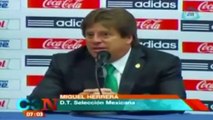 Javier Hernández  Chicharito lamenta la lesión de Luis Montes