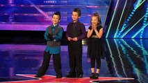 Americas Got Talent 2014  Dom the Boms Triple Threat 8Year Old Triplets Hot CardThrowing Act