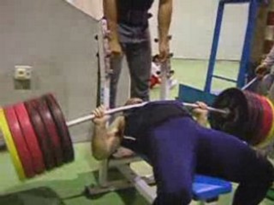 DEVELOPPE COUCHE ( bench press) 300kgs MARTNEZ
