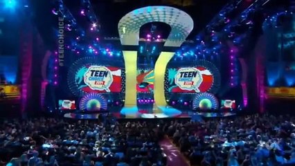 Download Video: Taylor Swift Presenting Choice Movie Actor Teen Choice Awards 2014