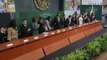 Video  Peña Nieto hace el Peor Ridículo les Dicen de Pie y Se Sientan