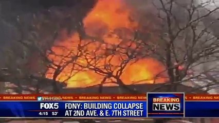 下载视频: Video - Burning Building Collapses After Massive Fire, Explosion in Manhattan