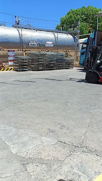 loading truck