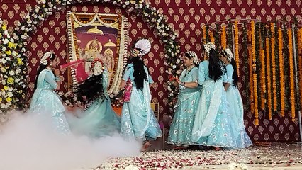 Watch Video: राजस्थान के इस शहर में गोपियों के साथ होली खेलने आते हैं ठाकुरजी, गवाह बनते हैं...