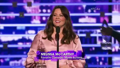 Скачать видео: Favorite Comedic Movie Actress is Melissa McCarthy -- People's Choice Awards 2016