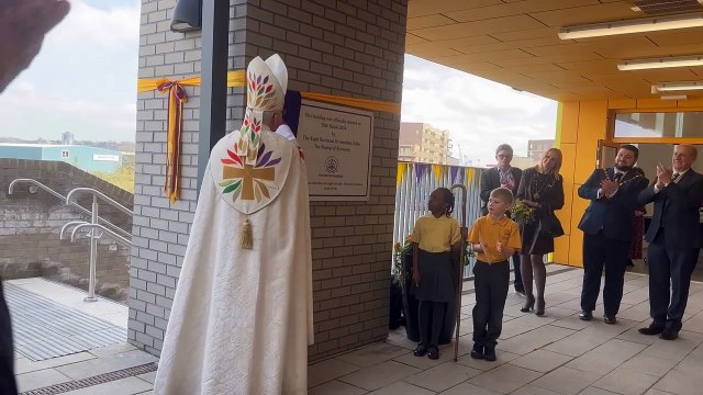 The Rochester Riverside Primary school officially opens