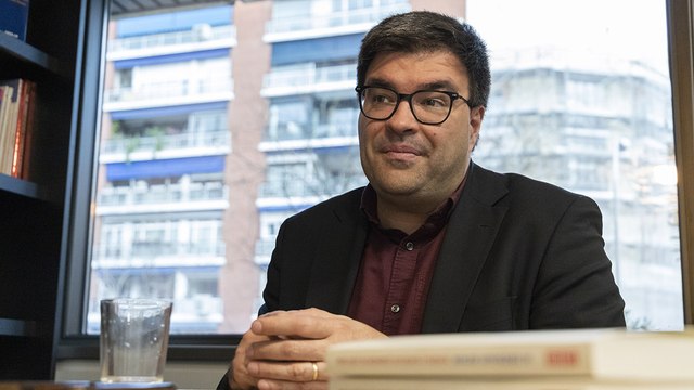 Entrevista a Roger Senserrich, politólogo y autor de 'Por qué se rompió Estados Unidos'