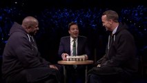 The Tonight Show: Jugando a la Ruleta Rusa de Huevos con Peyton Manning y Magic Johnson