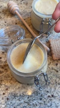 Crèmes dessert au miel et à la vanille (recette facile)