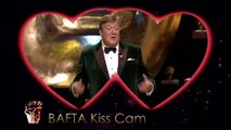 Beso de Leonardo DiCaprio a Maggie Smith en Premios BAFTA