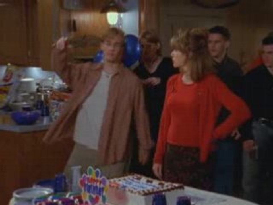 Dawson bourré à son anniversaire