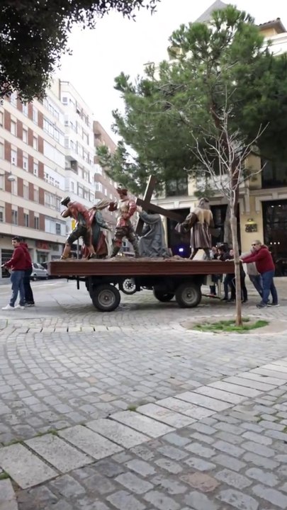 Los pasos de la Semana Santa de Valladolid llegan a las cofradías