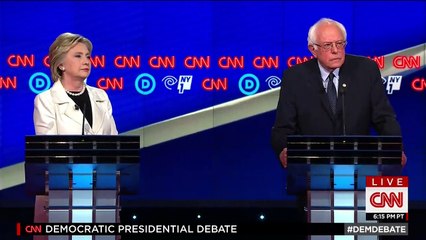 下载视频: CNN Debate Demócrata: Bernie Sanders y Hillary Clinton discuten sobre los grandes bancos