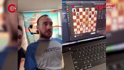Beyin çipi yerleştirildi Düşünce yoluyla satranç oynadı
