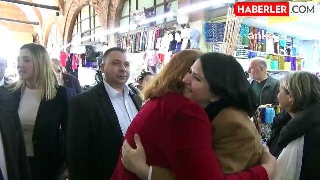CHP Edirne Belediye Başkan Adayı Filiz Gencan Akın, esnaf ziyaretinde emeklilere yardım projelerini açıkladı