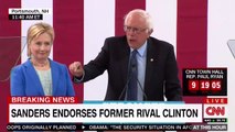 Bernie Sanders apoya a Hillary Clinton