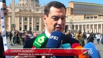 Moreno invita al Papa Francisco a visitar Andalucía: 