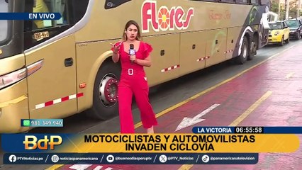 ¡No respetan nada!: Motos y autos invaden ciclovía en La Victoria