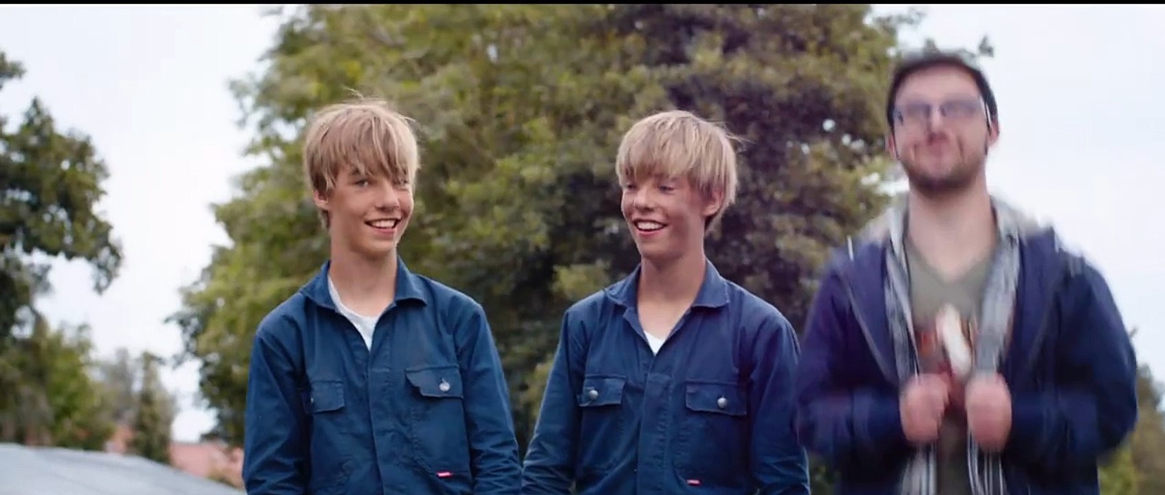 De Kameleon aan de ketting Bande-annonce (EN)