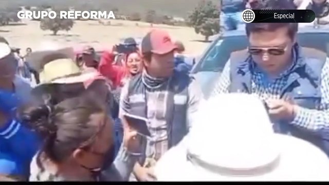 Suelta comando balazos para dispersar protesta en Puebla