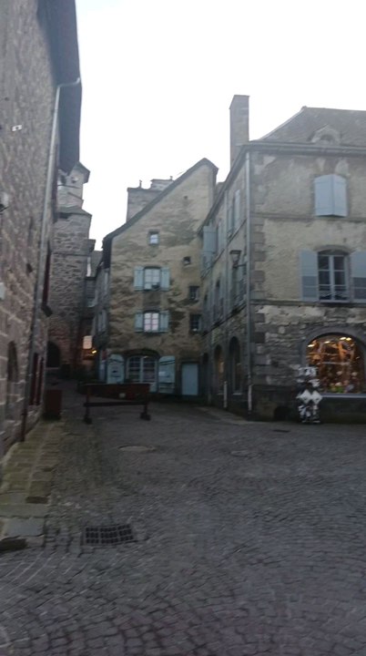 Besse en Chandesse