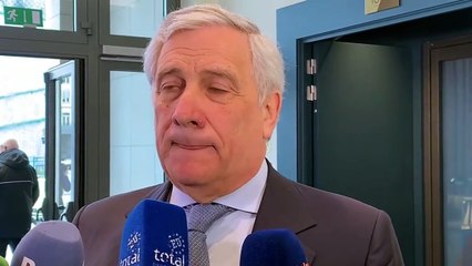 Télécharger la video: Elezioni europee, Tajani: 