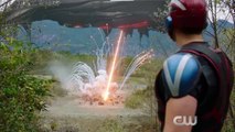 Supergirl - Heroes v Aliens Extended Trailer