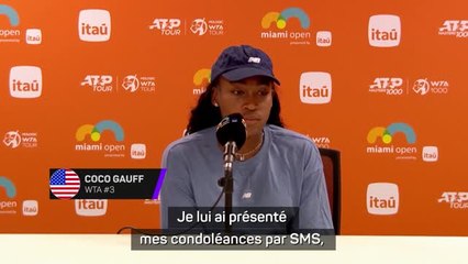 Download Video: Miami - Gauff et Swiatek présentent leurs condoléances à Sabalenka