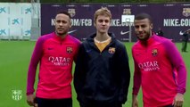 Justin Bieber con el futbolistas Neymar en equipo de Barcelona