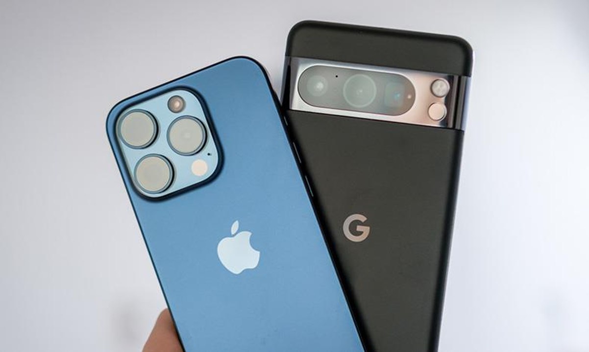 آبل تسعى لصفقة مع غوغل لبناء محرك بحث بالذكاء الاصططناعي في هواتف آي فون
