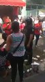 #DenunciaCiudadana: Policías desalojan a ambulantes y tiran mercancía de mujeres indígenas en Chiapas