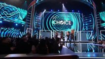 Fifth Harmony win's Best Group at the People's Choice Awards 2017