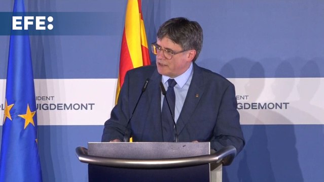 Puigdemont habla de referéndum y ofrece una lista unitaria con ERC