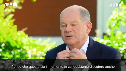 Scholz: "Necessario intensificare gli sforzi diplomatici per la pace in Ucraina"