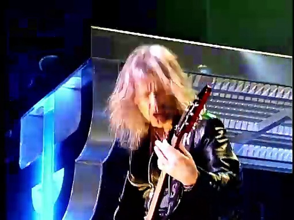 Judas Priest - Metal Gods (Rising in the East) [4K Remastered AI Upscaled]