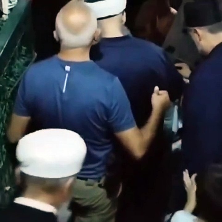 Cübbeli Ahmet saldırıya uğradı!