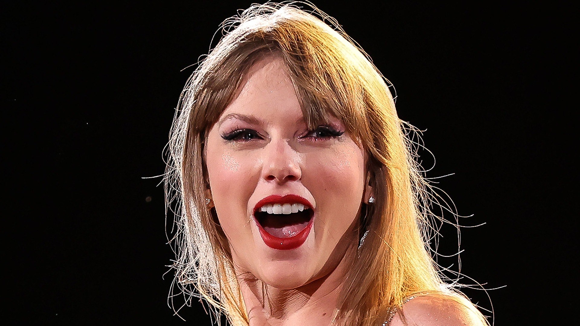 ⁣Swift's Scandalous Outfit Hogs The Spotlight At Chiefs Game