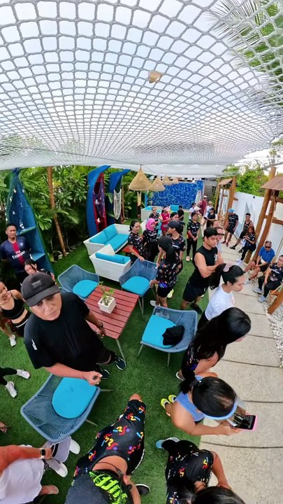 Olahraga Pagi Di Pantai Kuta Bali...  #AyoOlahraga #MaiMelaib #Runners #Running #Pelari #Jogging #Kuta #Bali