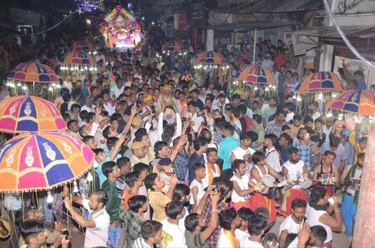 Video : गणपति की अगवानी में उमड़ा शहर, स्वागत में छोटीकाशी ने बिछाए पलक पावड़े
