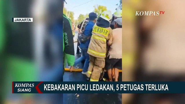 Kebakaran Lapak Barang Bekas dan 12 Kamar Kos di Grogol Petamburan, 5 Petugas Terluka