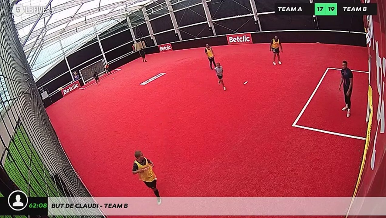 But de Claudi - Team B