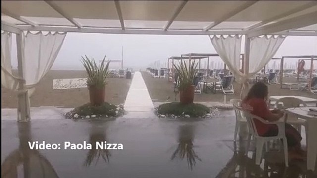 Maltempo, forti temporali in Versilia