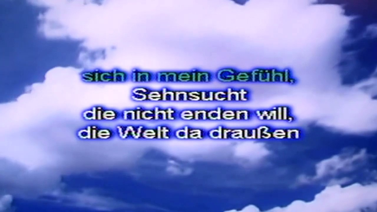 ANDREA BERG — Nah am Feuer