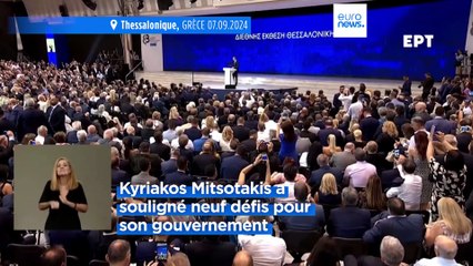Le Premier ministre grec Mitsotakis annonce une augmentation des retraites et des salaires dans son plan économique pour 2024