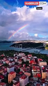 İstanbul'da yağmurun ardından gökyüzünde görsel şölen