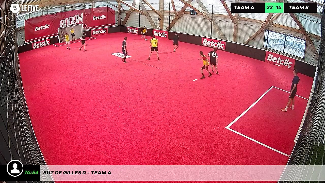But de Gilles D - Team A