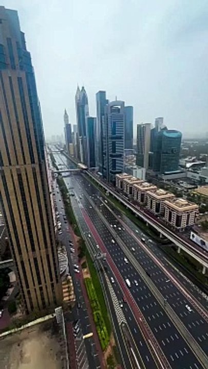 Dubai main road