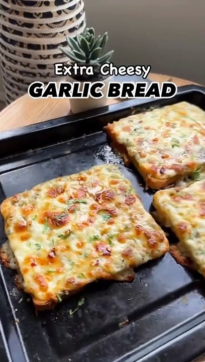 Garlic bread