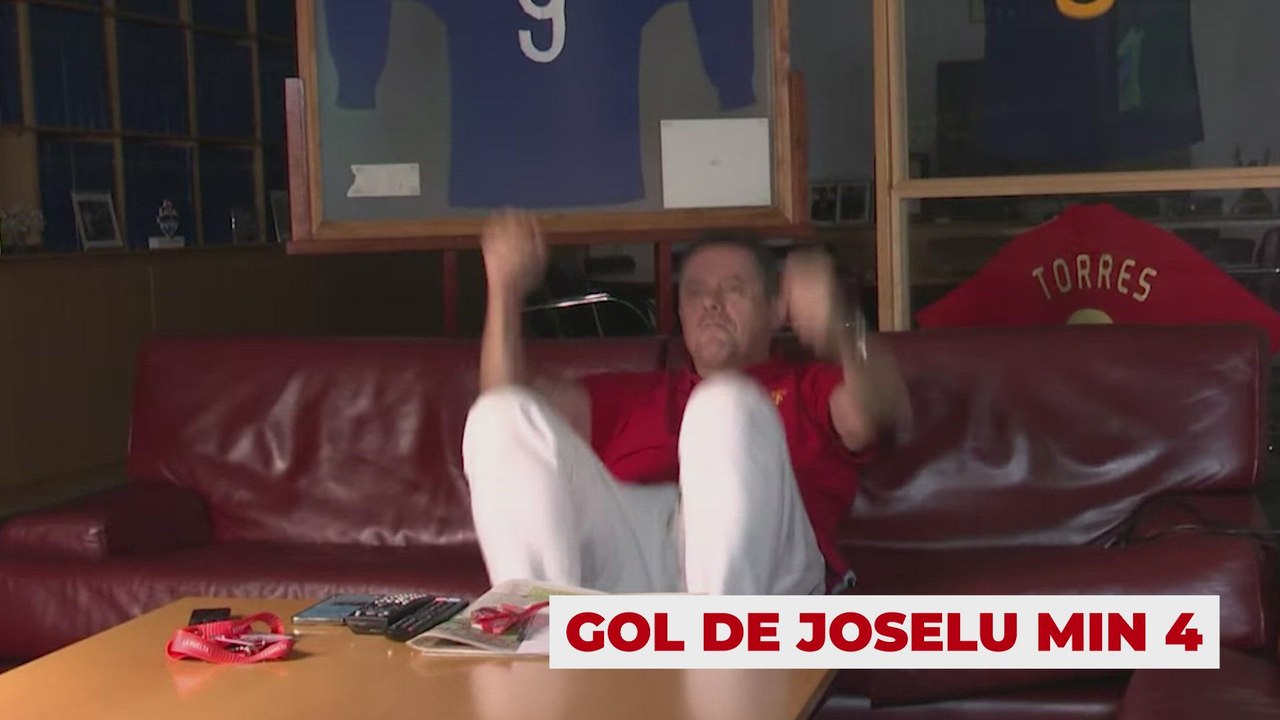 Reacción de Roncero a los goles de España frente a Suiza