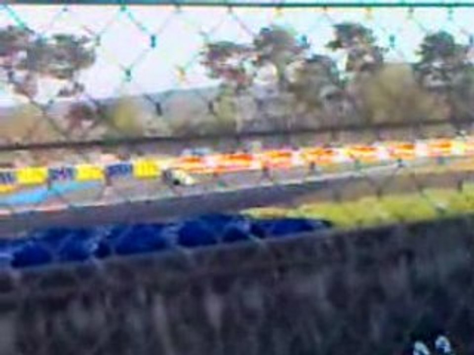 24H du mans K8 - Chicane avant le virage de la chapelle